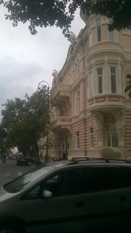 Oldbatumi Apartment Eksteriør billede